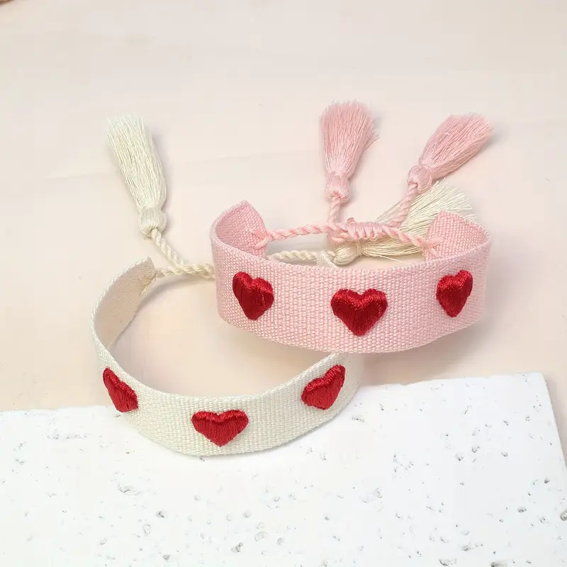 Kärleksfyllt armband | Tillsammans mot bröstcancer