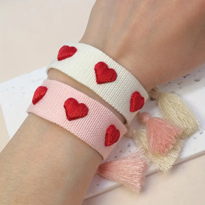 Kärleksfyllt armband | Tillsammans mot bröstcancer