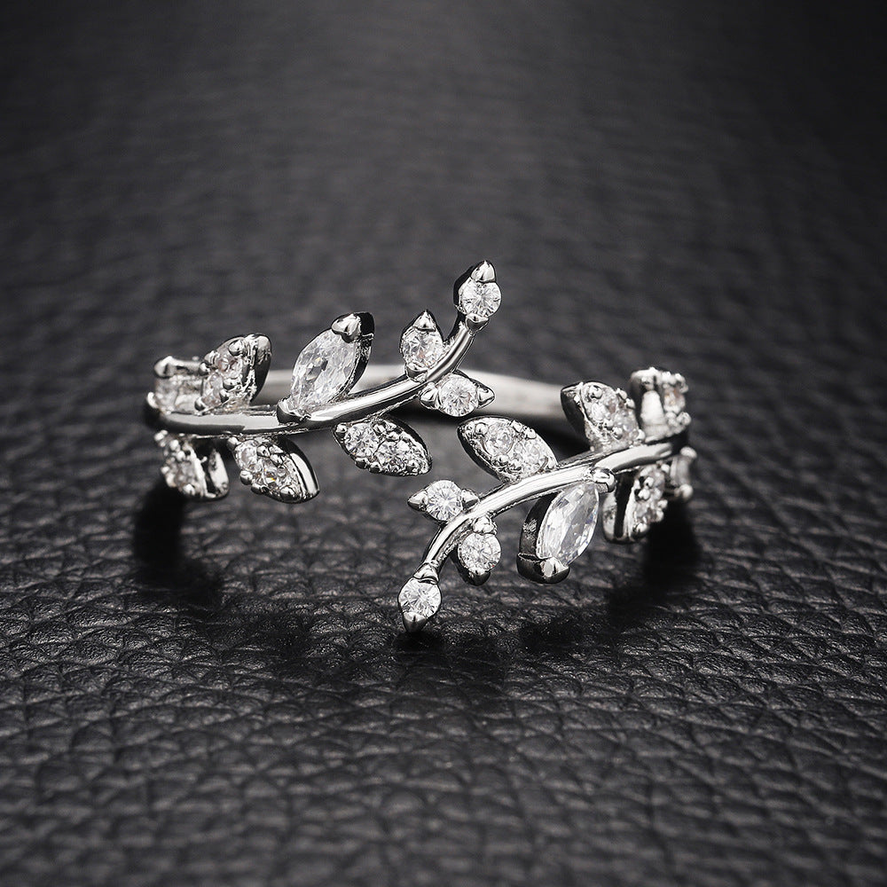 Elegant Vinranka Ring | Tillsammans mot Bröstcancer